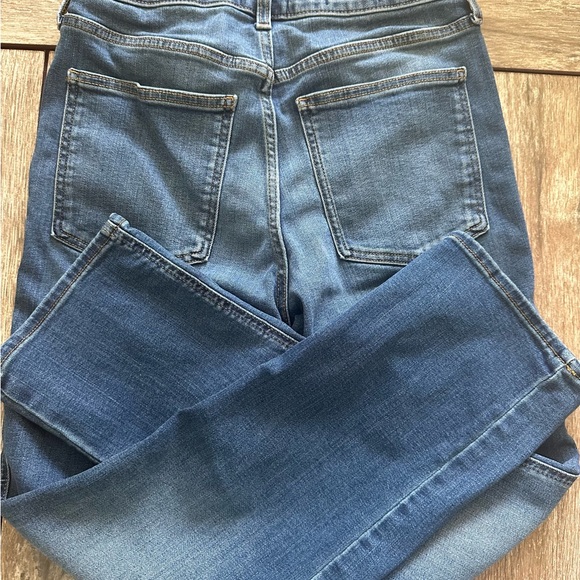 Universal Thread high rise everyday straight leg jeans, size 10 - Picture 7 of 7